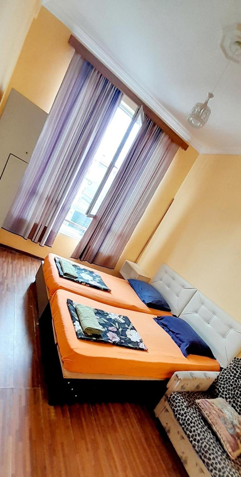 Guesthouse Qeti Батумі Екстер'єр фото