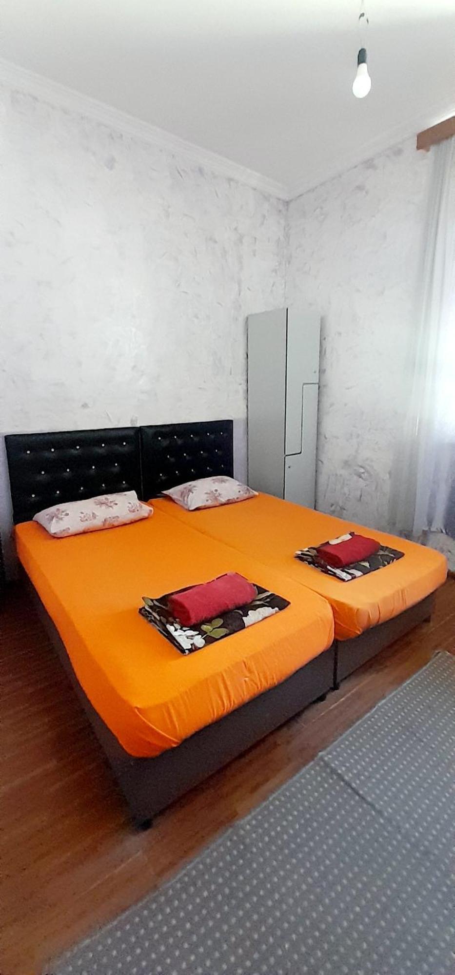 Guesthouse Qeti Батумі Екстер'єр фото